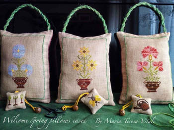 (image for) Welcome Spring Pillows